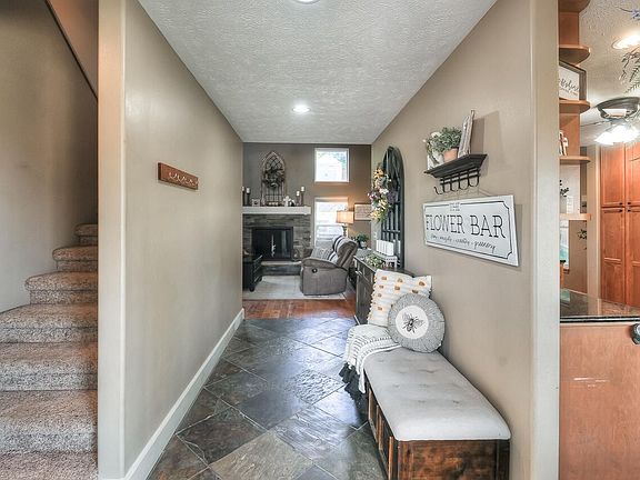 4th image of 1513 Platinum Dr