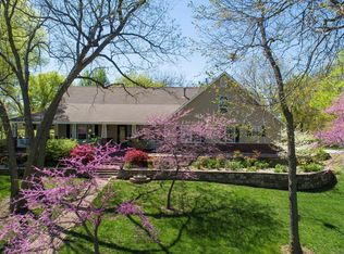 11962 Hickory Ln, Claremore, OK 74017