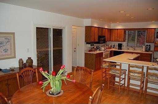 5th image of 2385 Delaware Ct