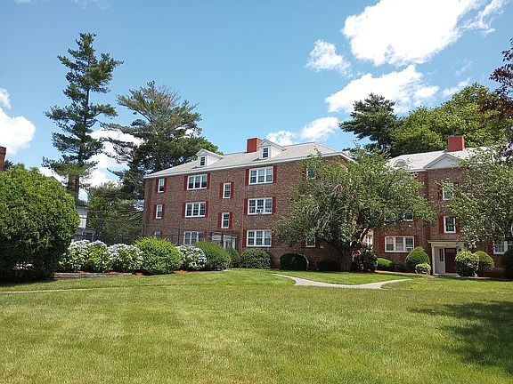 4th image of 5 Dexter St APT 6