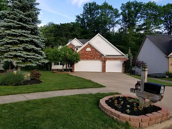 2nd image of 112 Deepwood Ct