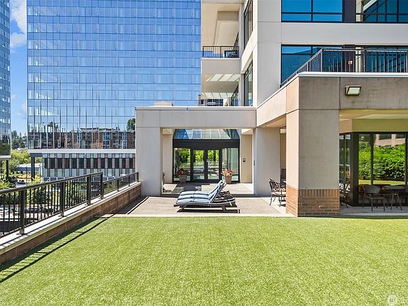 5th image of 177 107th Ave NE APT 1504