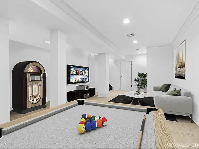 829 Putnam Ave #1 — Photo 7