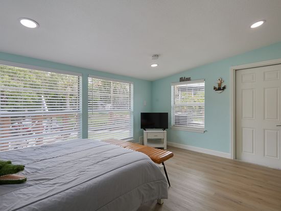 9899 Pennsylvania Ave, Bonita Springs, FL 34135