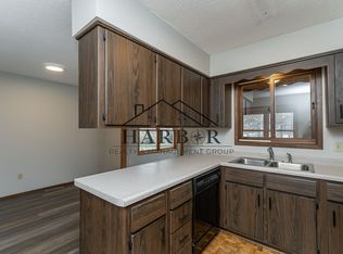 2916 4th Ave NW, Rochester, MN 55901