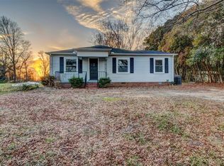 927 Marys Grove Rd, Cherryville, NC 28021