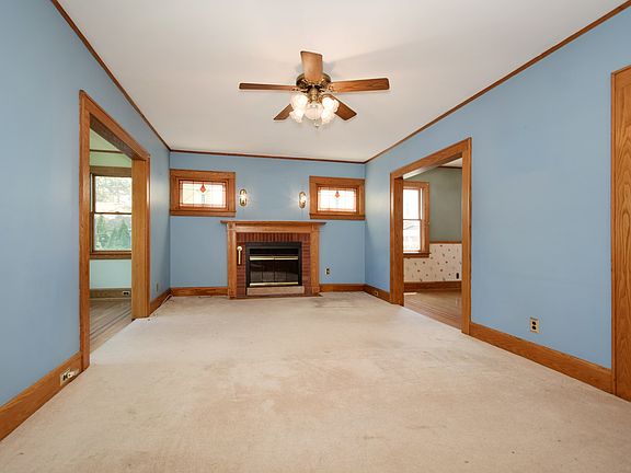 5th image of 418 Woodland Ave