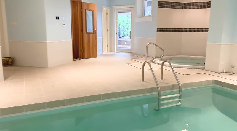 West Vancouver House for rent - 6 Bedrooms — photo 14