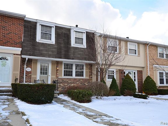 2nd image of 5311 Breeze Hill Pl #544