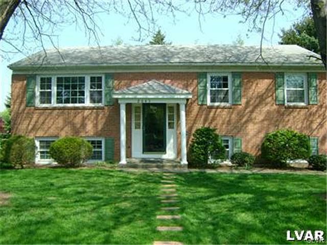 1st image of 2647 Northview Ave