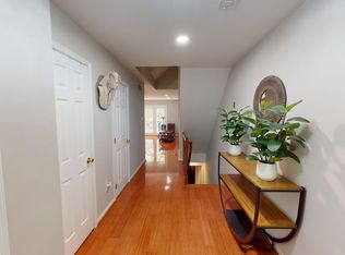 501 Carol Ct, Lansdale, PA 19446