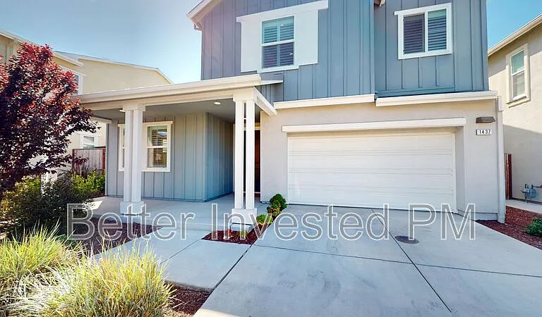 1437 Oak Cir — Photo 50
