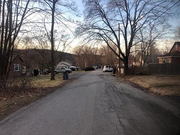 4th image of 15 Heathcote Rd