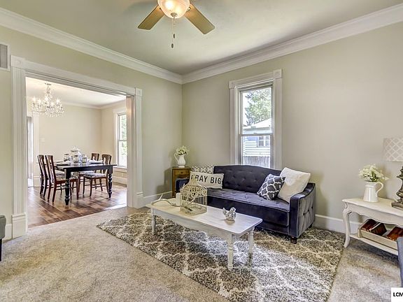 2nd image of 215 Willard Ave