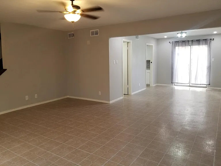 534 Galveston Rd #D — Photo 4