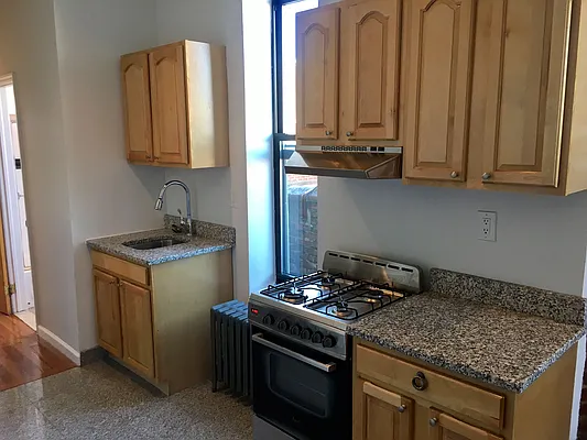 Rented by The MJS Group NY LLC | media 22