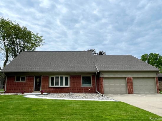 15941 Promenade Ave, Allen Park, MI 48101