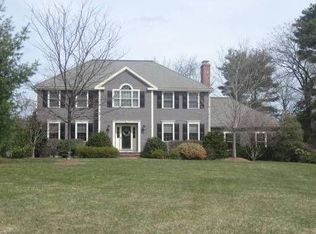 3 Hayward Farms Ln, North Reading, MA 01864