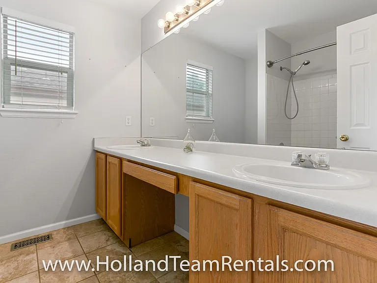 11343 Latigo Ln — Photo 14