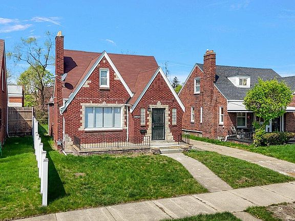 3rd image of 18915 Steel St