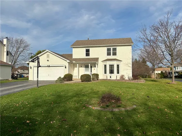 12 Cornwall Xing, Rochester, NY 14624