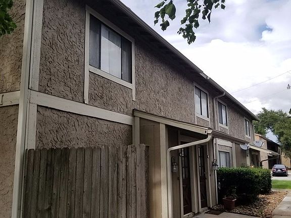 2nd image of 1103 Holik Dr APT A