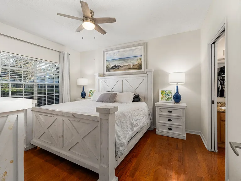 10000 SW 52nd Ave #35 — Photo 14