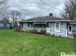 6 N Meadow Ln, Frewsburg, NY