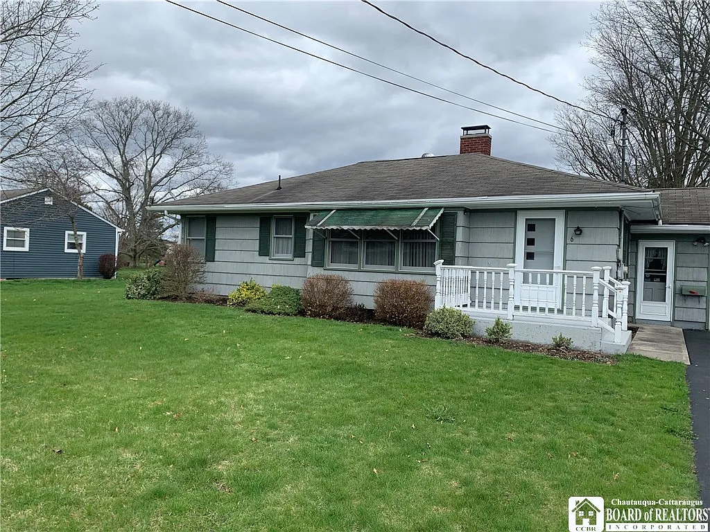 6 N Meadow Ln photo 1