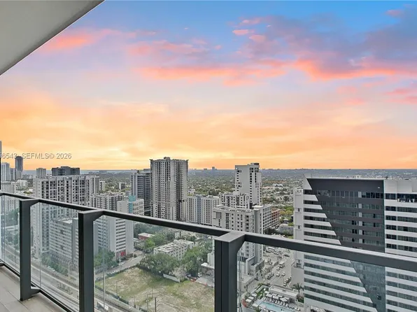 88 SW 7th St APT 2104, Miami, FL 33130