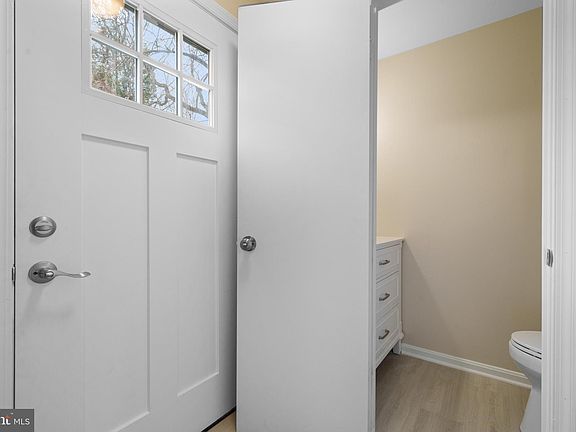 3rd image of 9074 Loreleigh Way