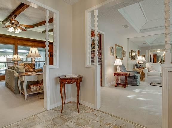 4th image of 6839 Winterwood Ln