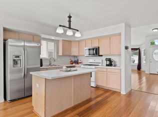 6023 Stoney Bluff Ct NW, Albuquerque, NM 87120