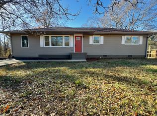 224 Cunningham Dr, Hartwell, GA 30643