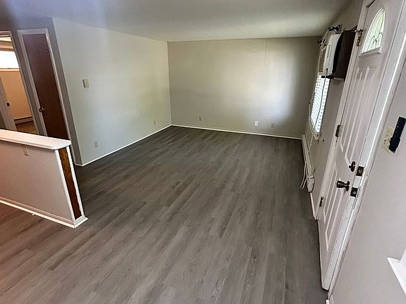3rd image of 509-513 S Main St