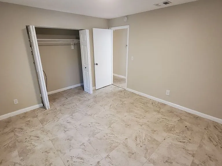 3805 N Whittier St — Photo 13