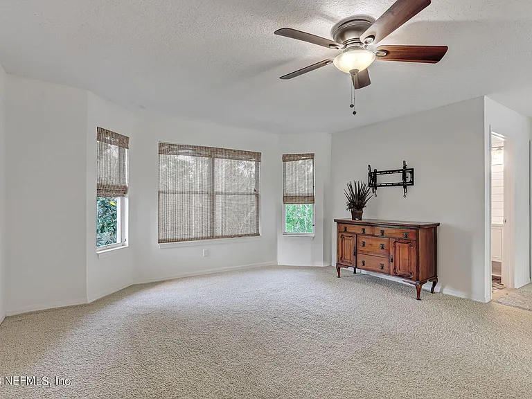 140 Oceans Edge Dr — Photo 47