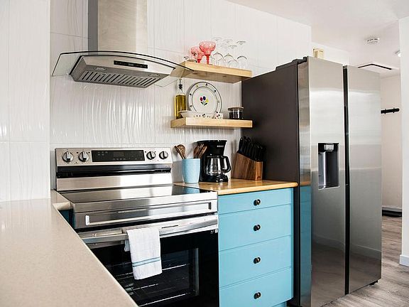 New appliances throughout home