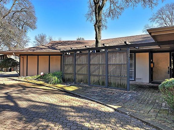 3rd image of 1205 Dundale Cir