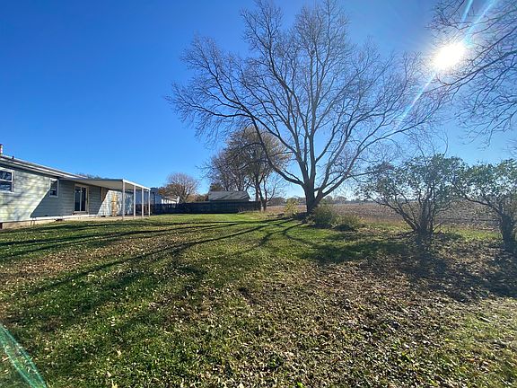 3rd image of 28619 Woodside Dr