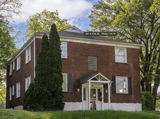 301 N 41st St APT 1, Louisville, KY 40212