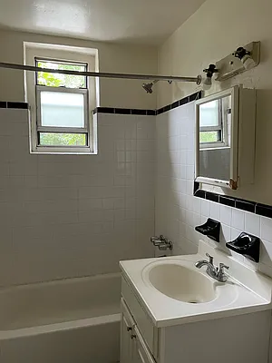 Rented by One Stop MultiService | media 8