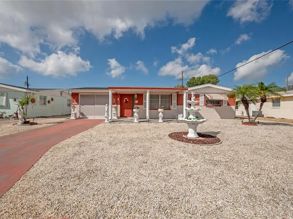 1133 Powersong St, Holiday, FL 34690