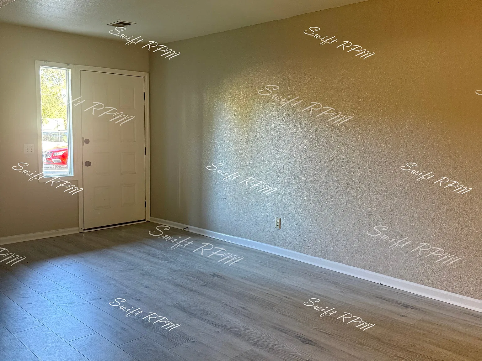 107 W Nichols St — Photo 3