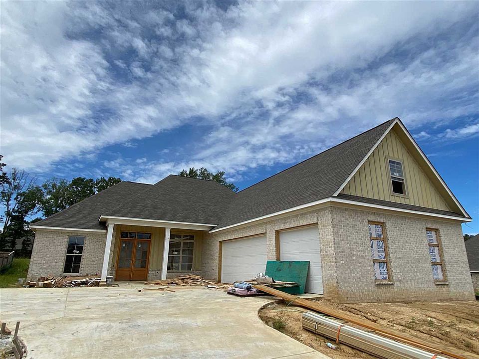 1st image of 137 Camden Lake Dr