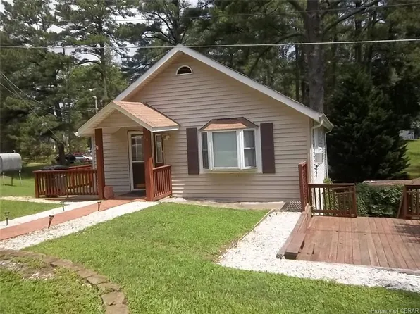 50 Watson Lndg, Saluda, VA 23149