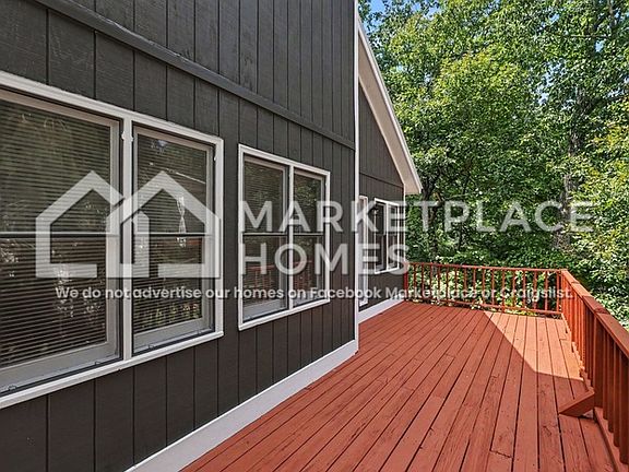 3rd image of 3252 Greenhill Ct