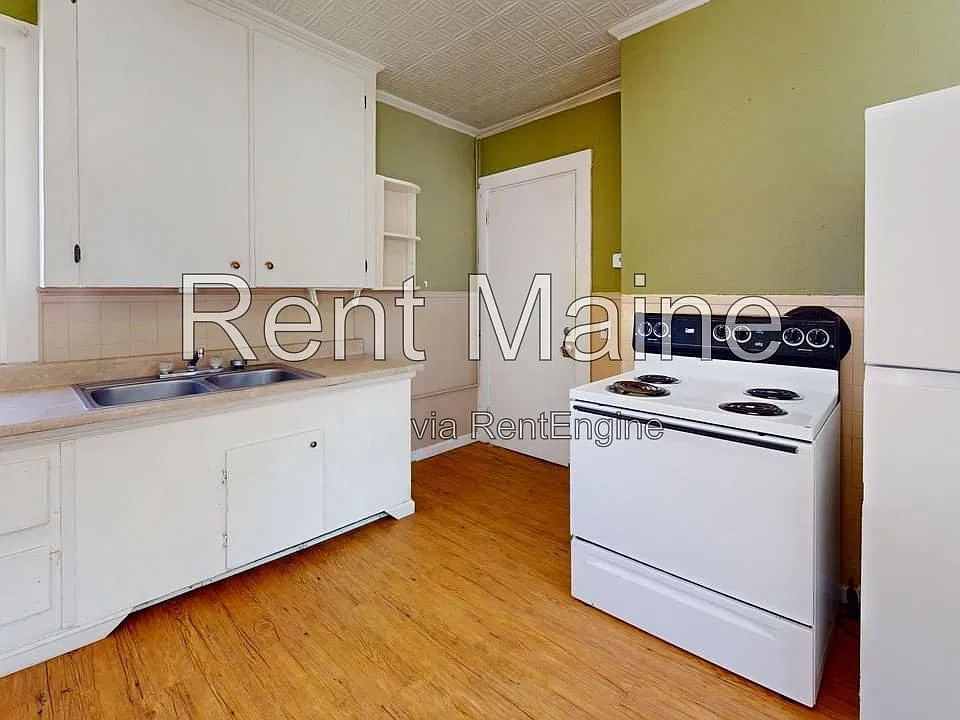 345 Hancock St #2