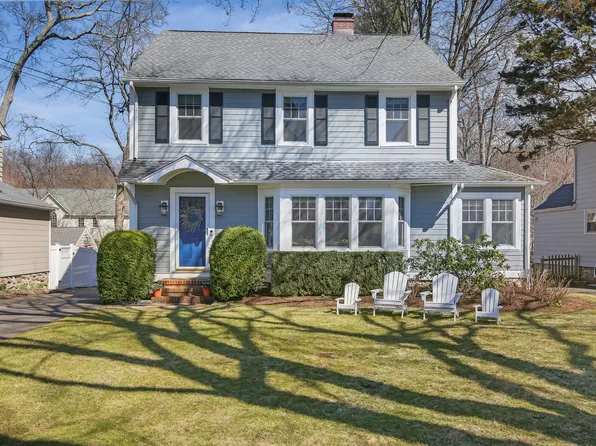 129 Holmes Avenue, Darien, CT 06820