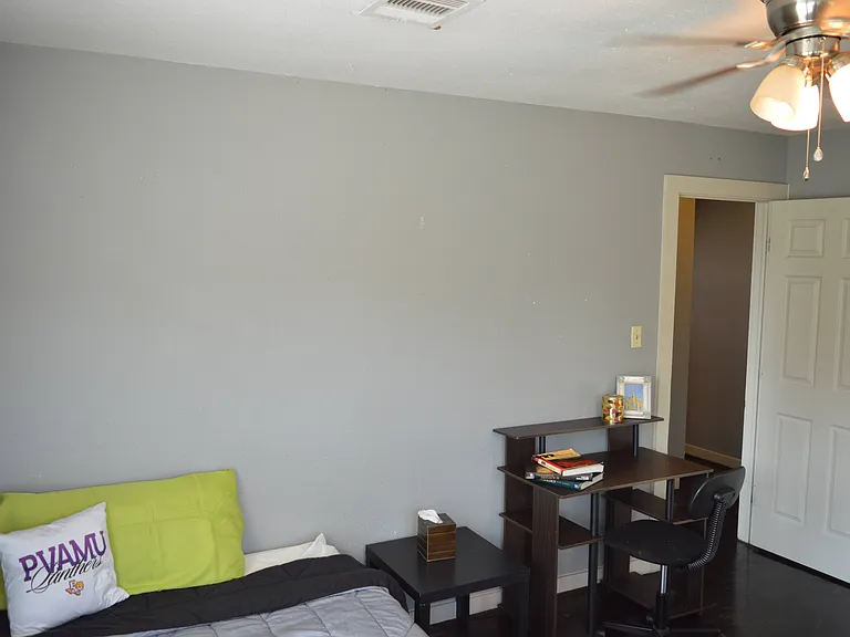 128 Dooley St — Photo 7